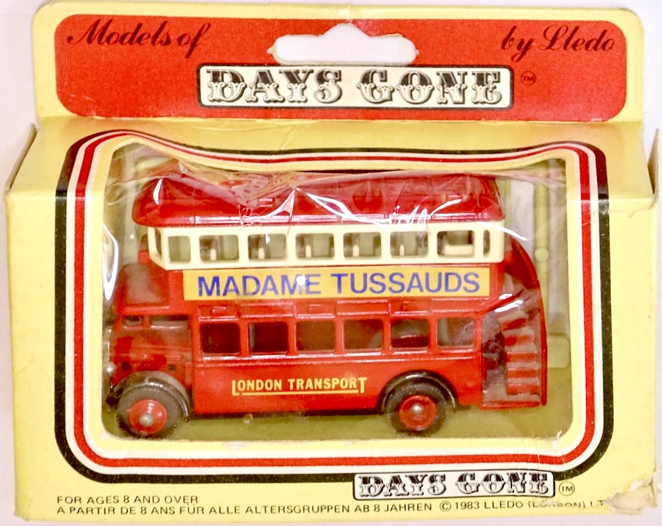 Lledo - 1932 A.E.C. Regent Double Deck Bus DG15009 - 1:95