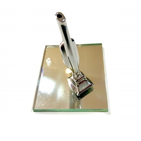 Espelho e canudo aspirador para rapé na cor CROMADO (snuff snorter). Comprimento 65mm, largura 60mm e espessura 4mm
