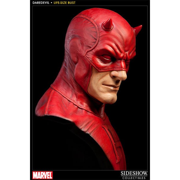 Sideshow Daredevil / Demolidor Life-Size Bust - Movie Freaks Collectibles