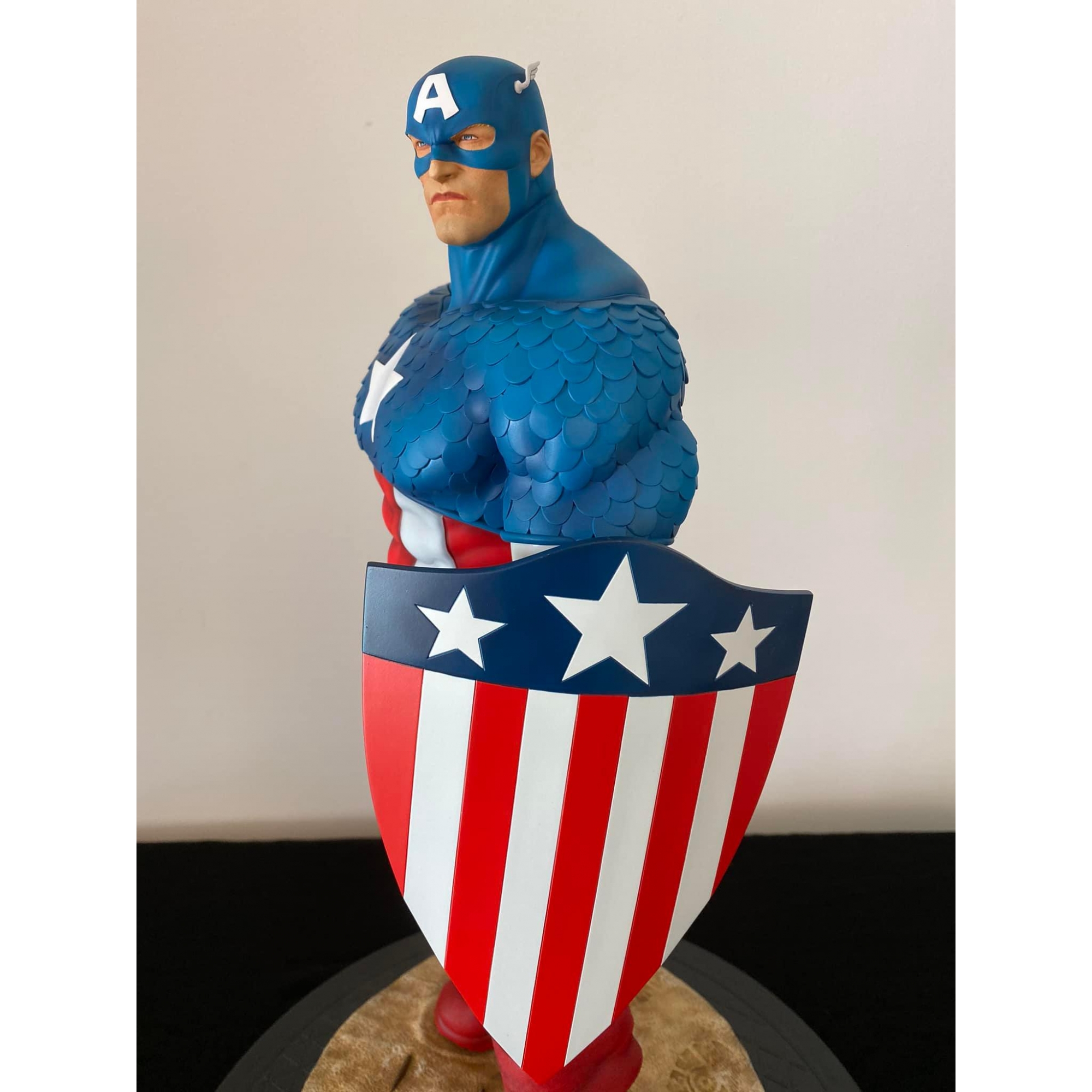 Beast Mode Captain America 1/4 Statue  - Movie Freaks Collectibles