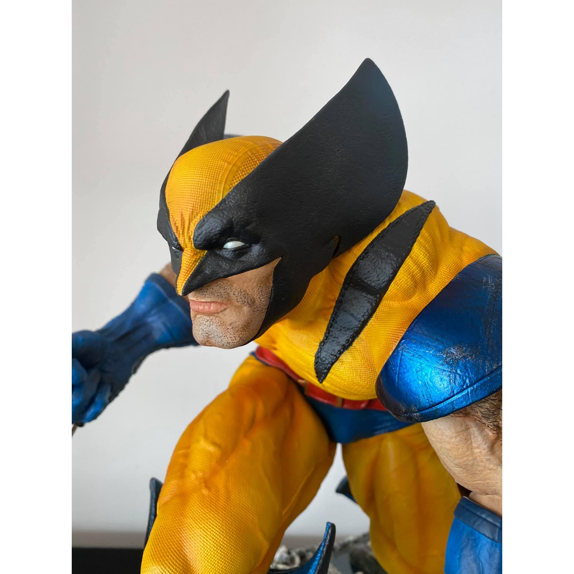 TigerJ Wolverine Hunter 1/4 scale Statue + Busto + Name plate  - Movie Freaks Collectibles