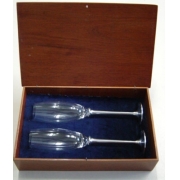 Conjunto de taças de champagne em caixa de madeira (CNJ043)