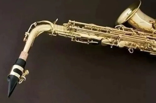 Sax Alto Eagle Sa501 Saxofone Em Mib Laqueado