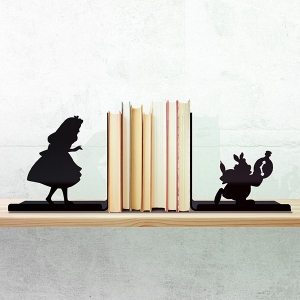 Aparador de Livros Wonderland - Alice no País das Maravilhas