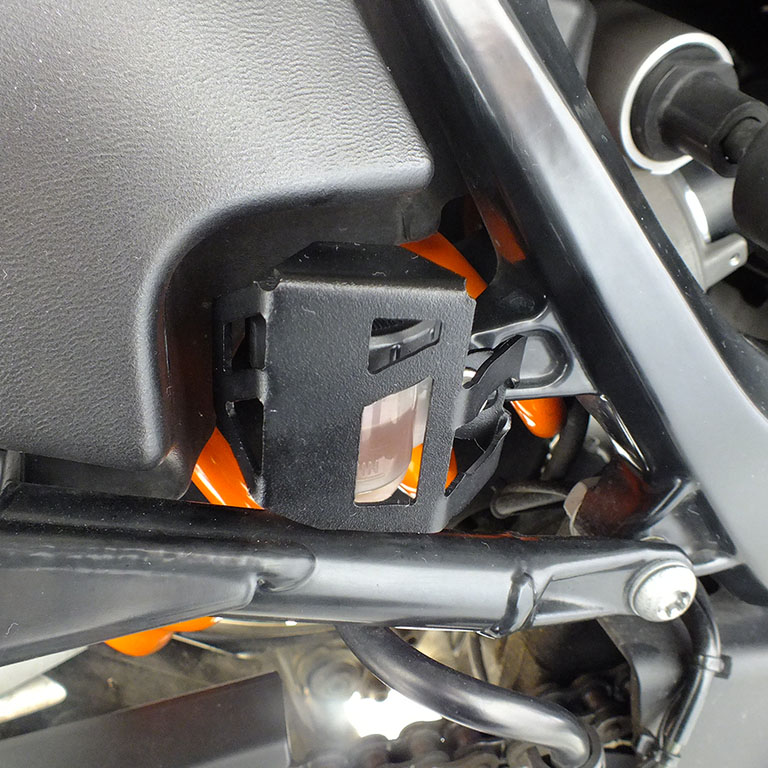 Protetor reservatório fluído de freio BMW F800R - Foto 2