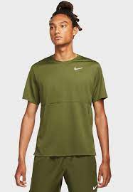 Camiseta Nike Breathe Verde Musgo Homem