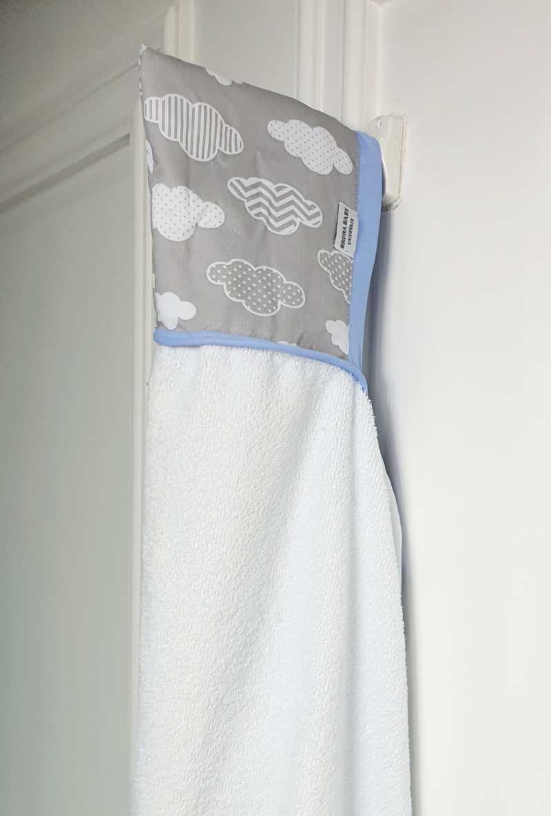 Toalha de banho com capuz Nuvens Divertidas Branco/Azul/Rosa/Marinho