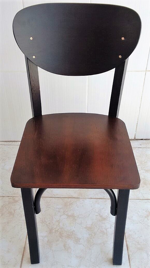Cadeira de Madeira para Bar e Restaurante cor preta Cod. CMA 