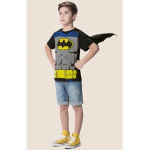 Camiseta infantil batman vs super man com capa - 4 a 10 anos 