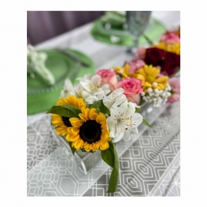 Vaso de flores para mesa em acrílico com 6 furos