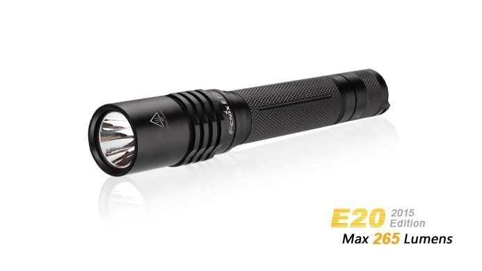 Lanterna Fenix  E20 - 265 Lumens