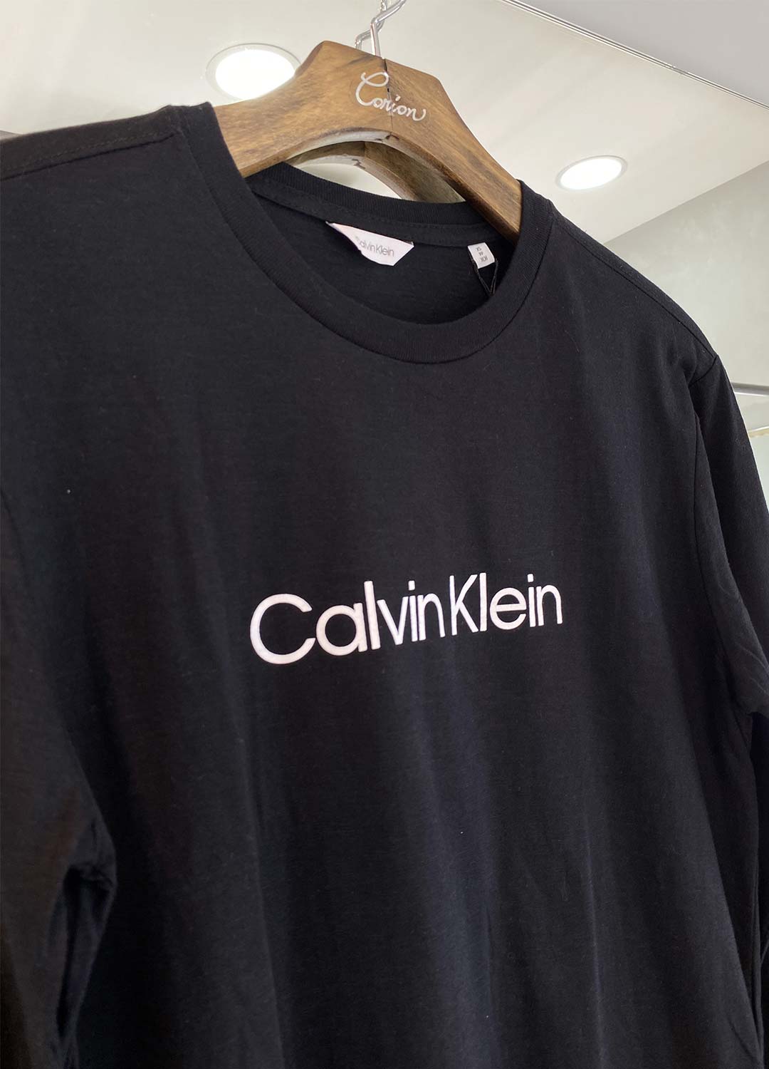 Camiseta Calvin Klein Manga Longa Logo