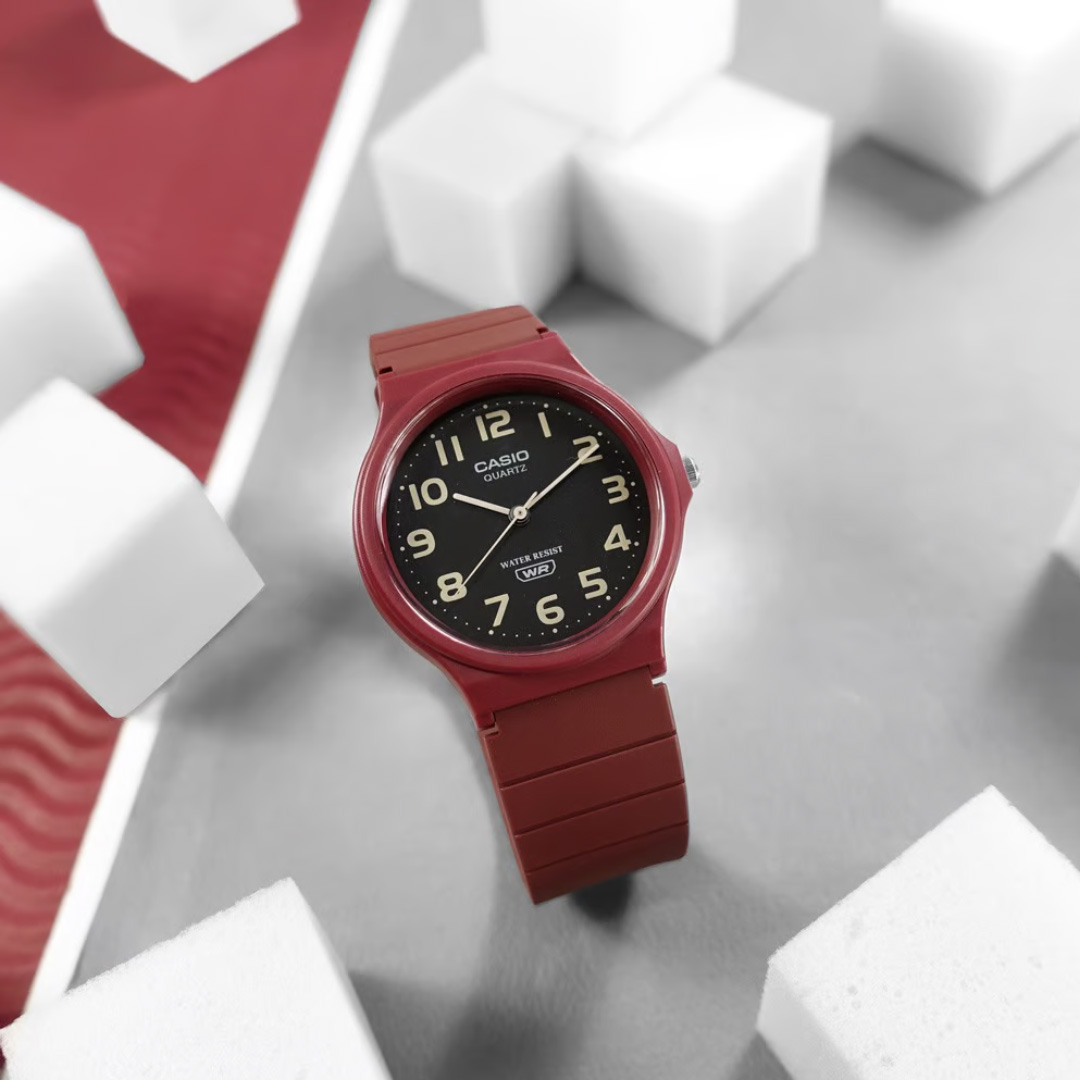 Relógio CASIO Unissex Vermelho Com Mostrador Preto MQ-24UC-4BDF Standard