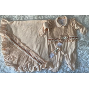 kit maternidade para menina de plush bordado macacão +manta.