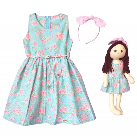 Kit Completo com Vestido e Boneca de Pano Petit Floral Rosas