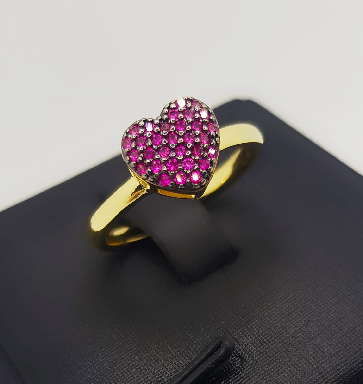 Anel Chuveirinho Coração com Micro Zircônia Rosa Banhado em Ouro18k  - Lazzuli Joias