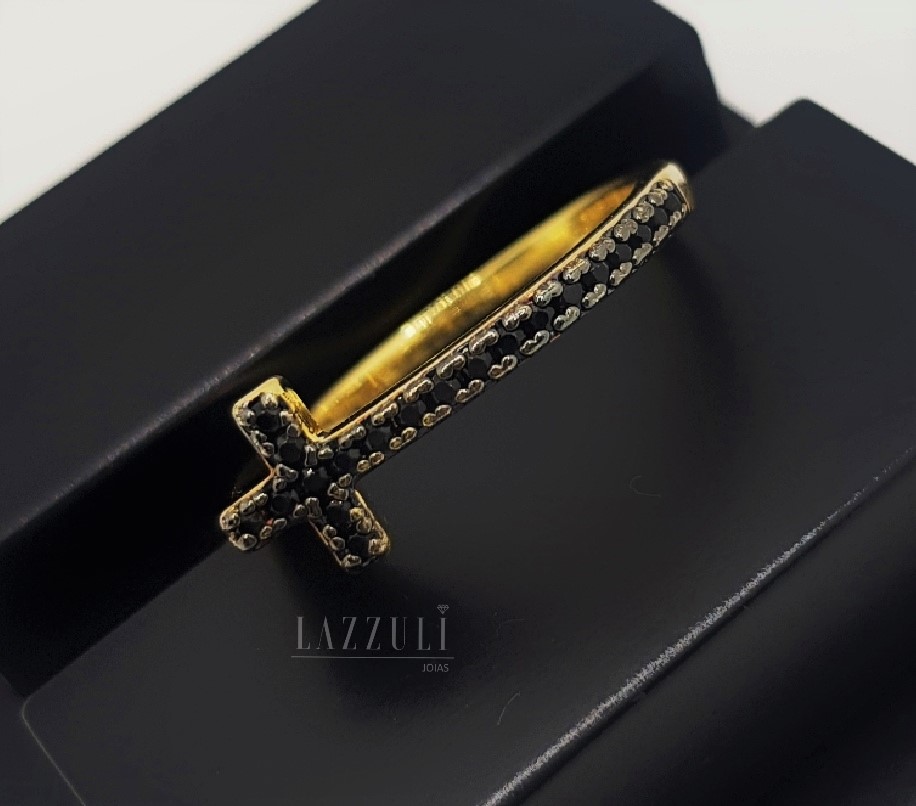 Anel Cruz Micro Zircônia Negra Banhado em Ouro18k  - Lazzuli Joias