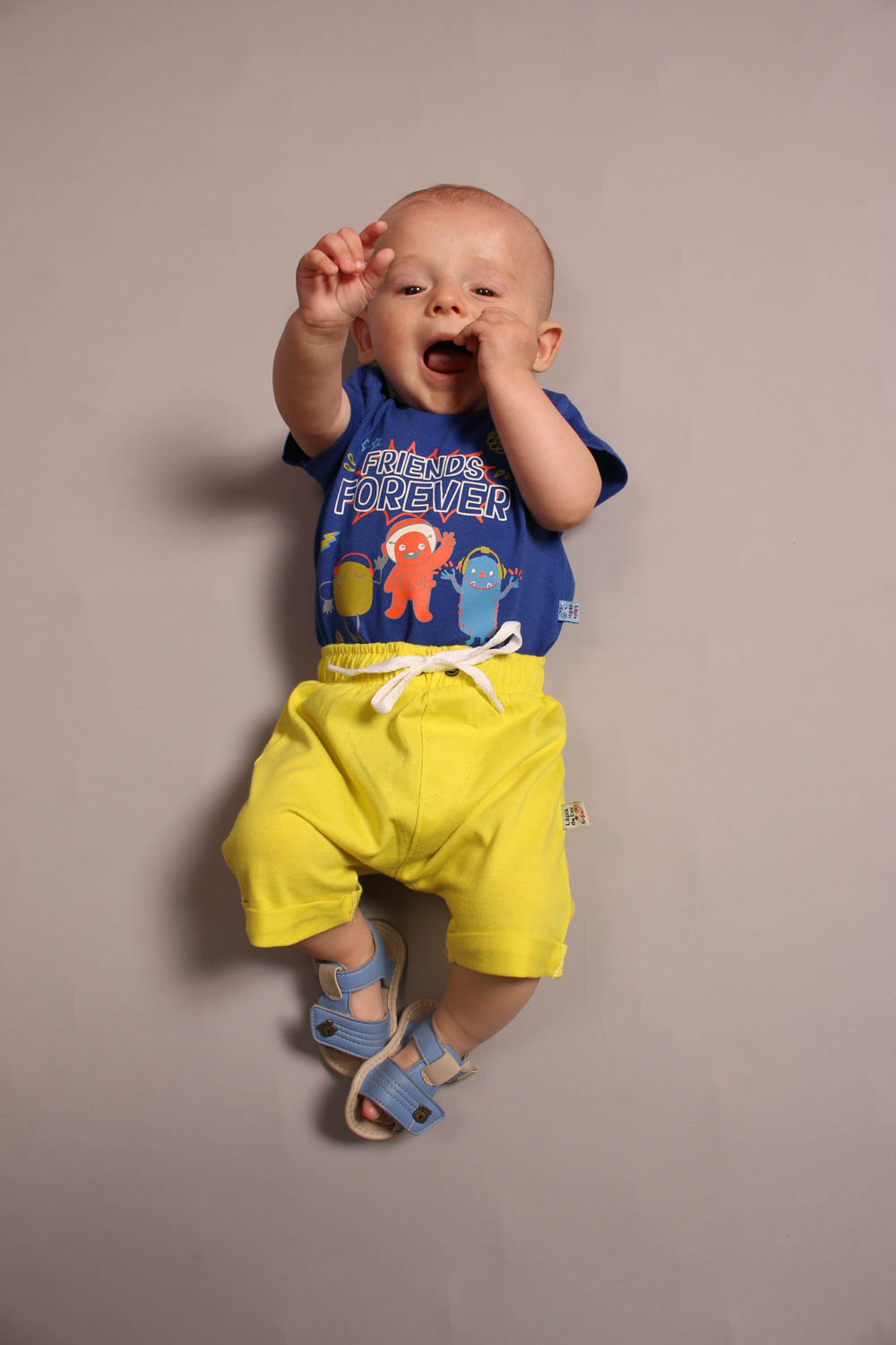 Body bebê estampa de monstrinhos - Lápis de Cor - Moda Infantil
