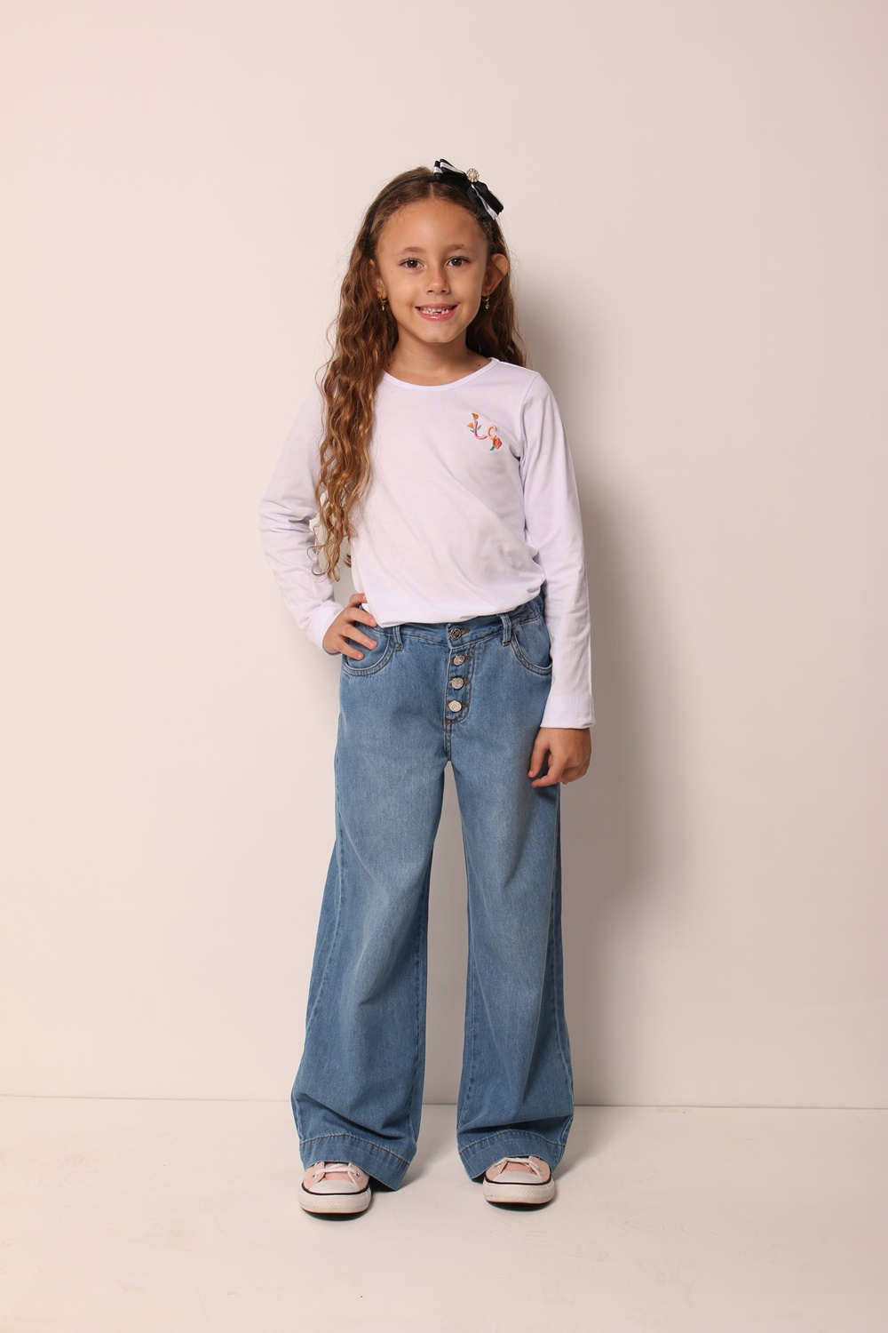 Calça infantil jeans wide leg  - Lápis de Cor - Moda Infantil