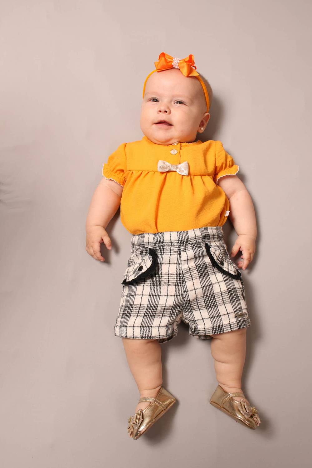 Short bebê menina xadrez com babado  - Lápis de Cor - Moda Infantil
