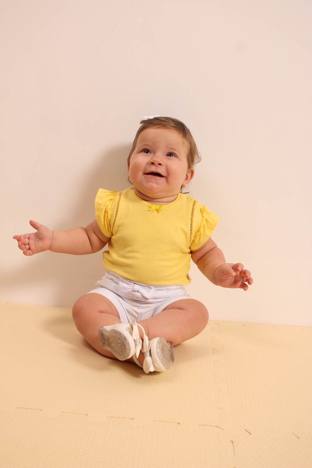 Short bebê sarja com bolsos coração laterais - Lápis de Cor - Moda Infantil