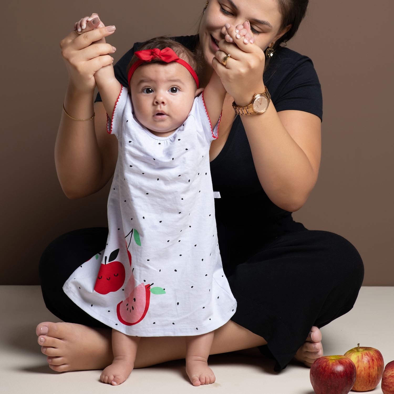 Vestido bebê com estampa frutas