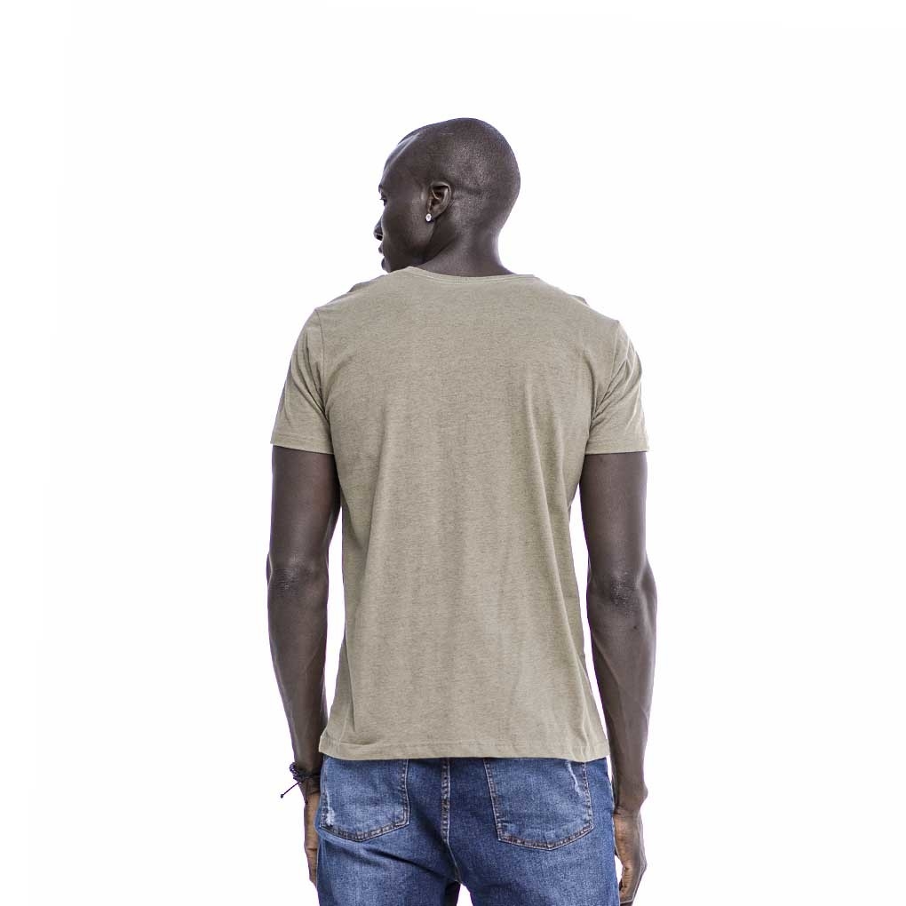 Camiseta Loading Verde Masculina Manhood