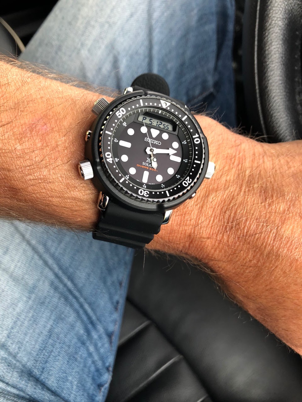 Relógio Seiko SNJ025 Prospex PADI Tuna Arnie Solar Diver Hibrid