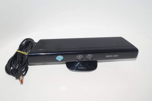 Xbox 360 Super Slim 4GB + Kinect + 2 Controles + 3 Jogos