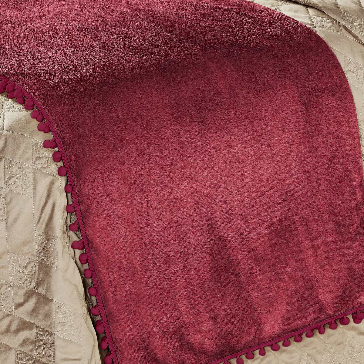 Peseira / Xale / Manta Fleece Queen Plush Aveludado C/ Pompom Extra Macia - Vermelho - Foto 1
