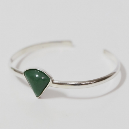 Bracelete de Prata Triângulo com Pedra Quartzo Verde