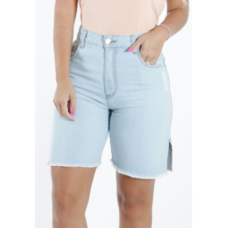 Bermuda Mamorena Jeans com Abertura Lateral