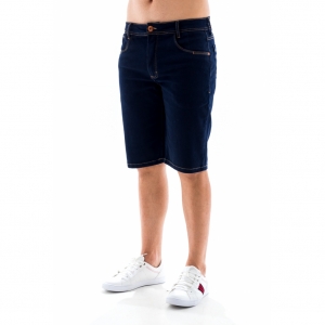 Bermuda Jeans Masculina Confort com Recorte no Bolso