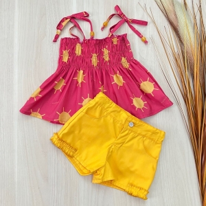 Conjunto Menina Bata e Shorts - Pink/Amarelo