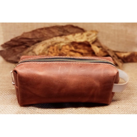 NECESSAIRE EM COURO KORDEL LEATHER "MR PIPE BR" (CARAMELO)