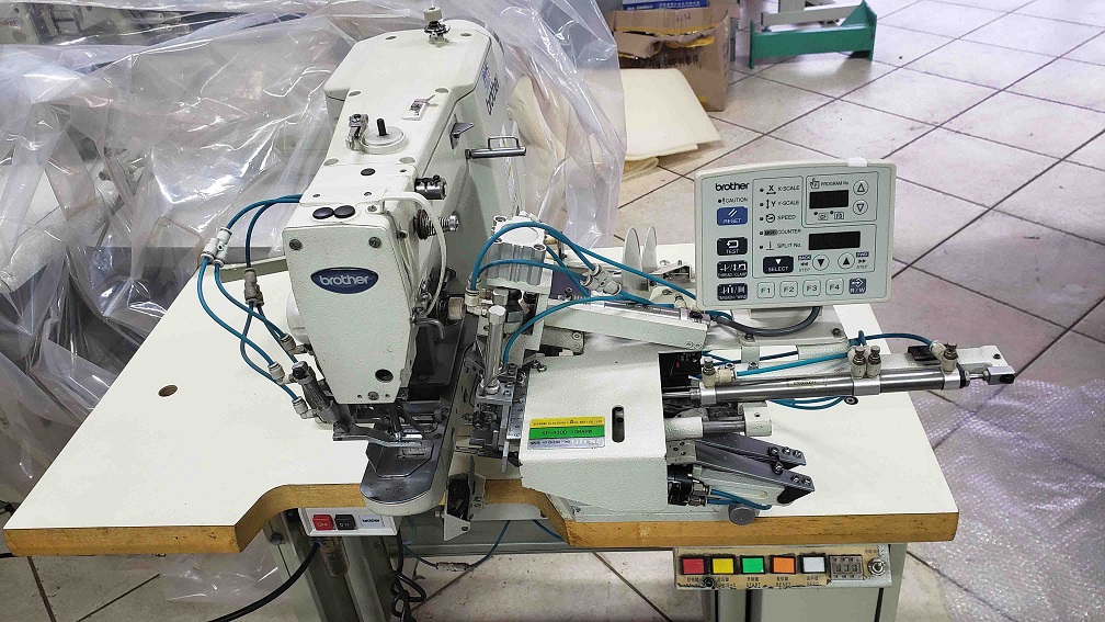 Máquina de Costura Travete Eletrônico Brother Com Robo Para Passante Usado