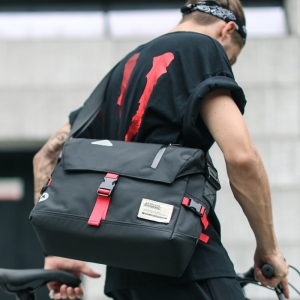 Bolsa Lateral Masculina, Mochila Impermeável Crossbody Messenger Bags para homens, Riding Bag, Sling Shoulder Travel Bag, Grande Mountain Bike, Ciclismo Pack, Oxford, XA135ZC