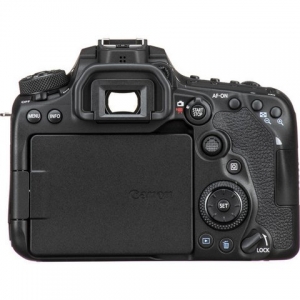Câmera Canon eos 90d com lente ef-s 18-135mm usm