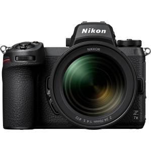 Câmera Nikon z7 com lente 24-70mm f4
