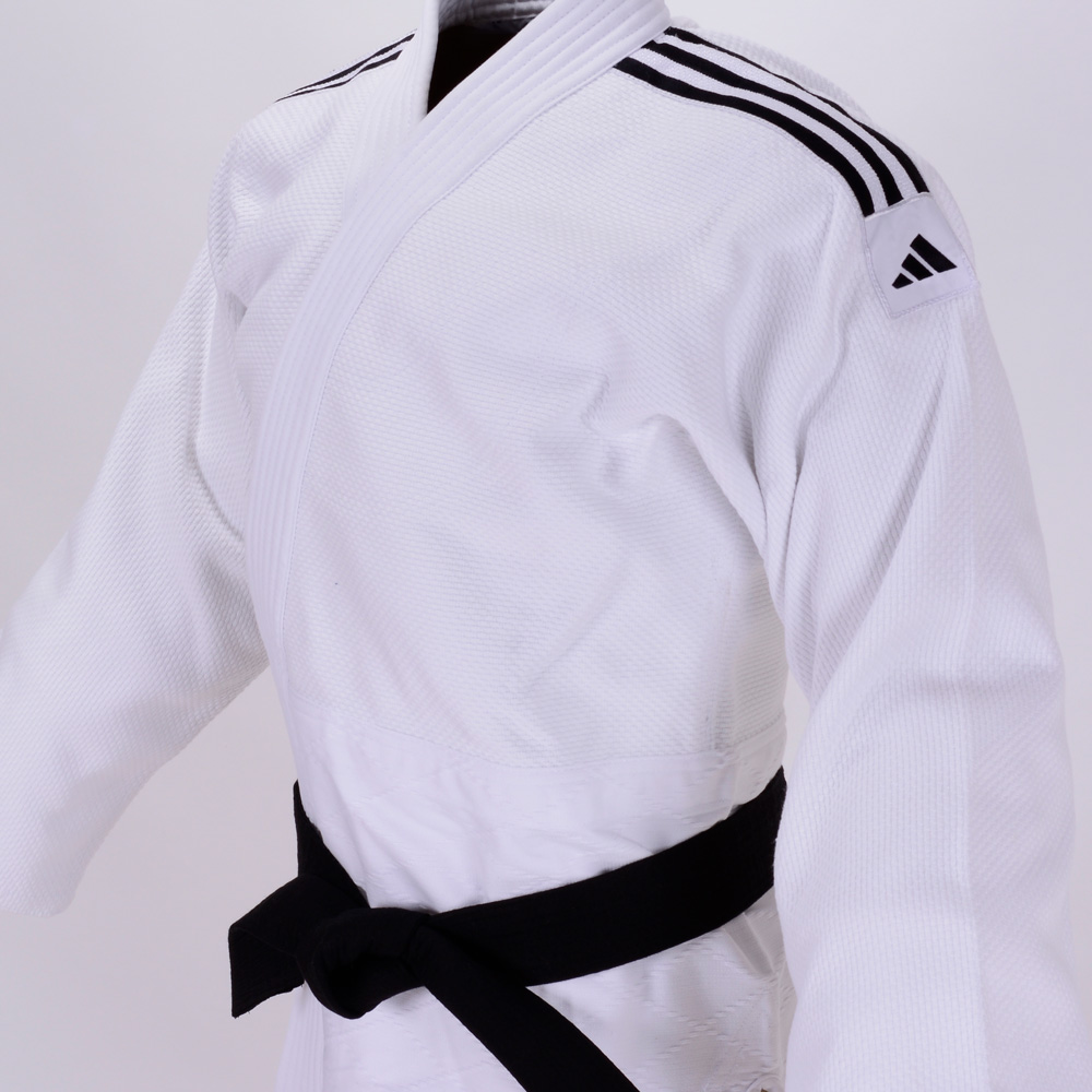 Kimono Judo adidas Quest J690 Branco com Faixas Bordadas em Preto