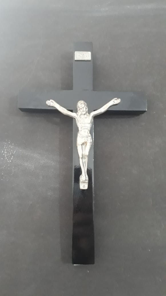 CX03 - Crucifixo Madeira 26cm Luxo Preto Parede  - VindVedShop - Distribuidora Catolica