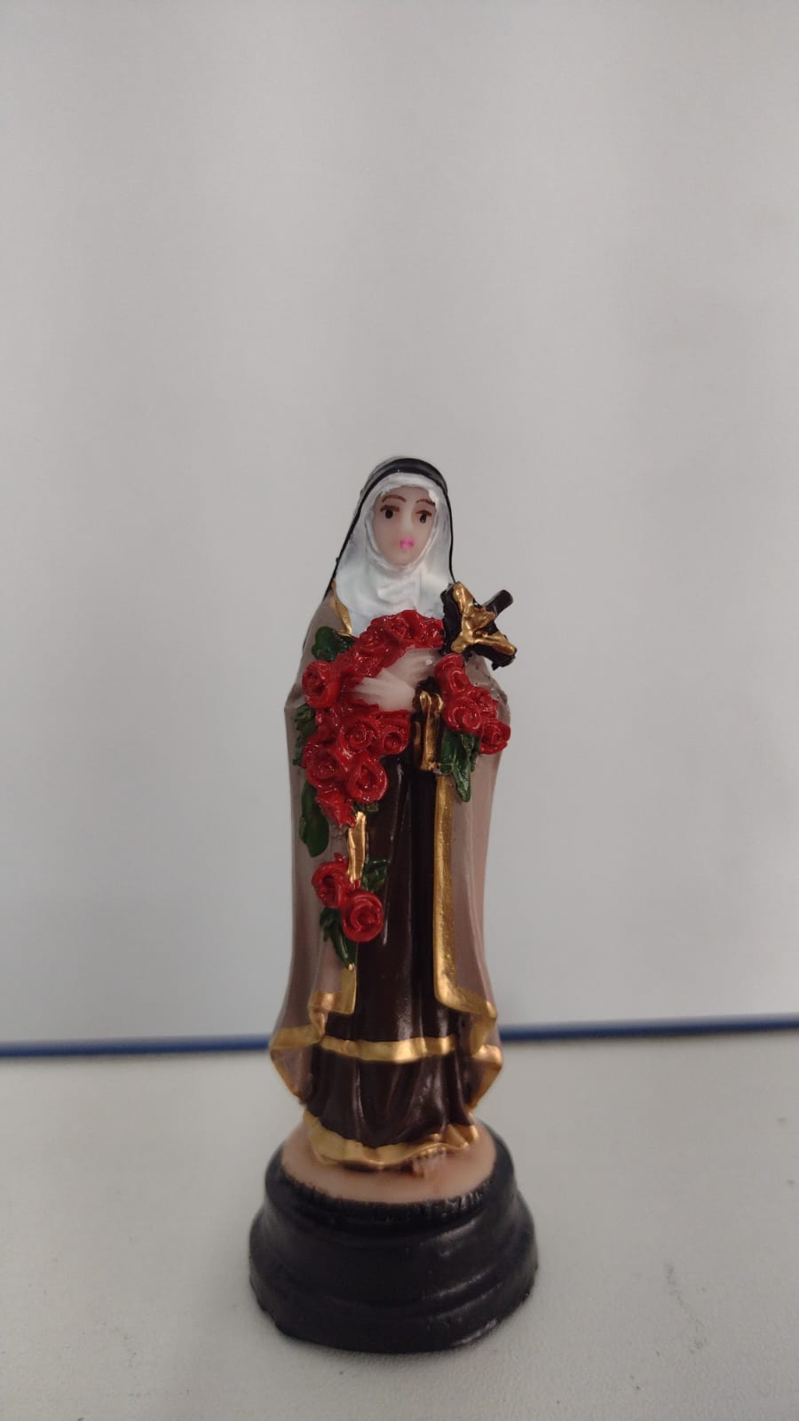 IV940 - Santa Teresinha do Menino Jesus 08cm Resina  - VindVedShop - Distribuidora Catolica
