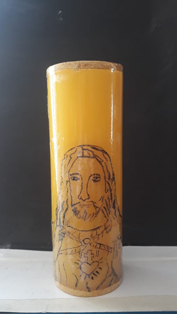 VL05 - Vela Altar Amarela Sagrado Coração de Jesus 70mmX205mm  - VindVedShop - Distribuidora Catolica