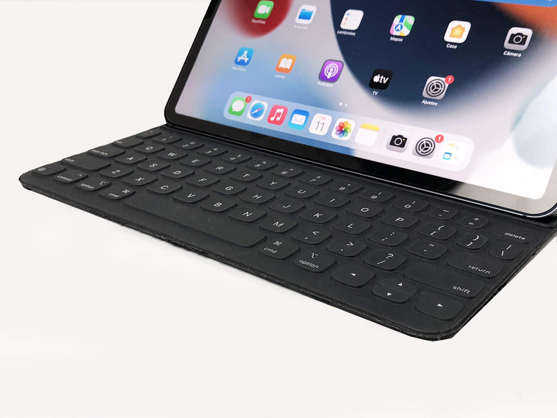 Smart Keyboard A2038 P/ iPad Pro 11 Polegadas 1ª Geração - Foto 1