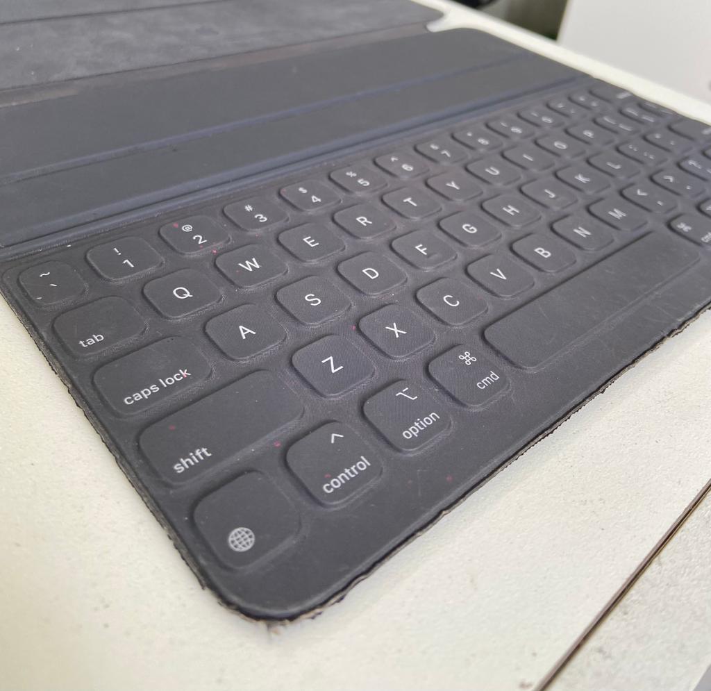 Smart Keyboard A2038 P/ iPad Pro 11 Polegadas 1ª Geração - Foto 5
