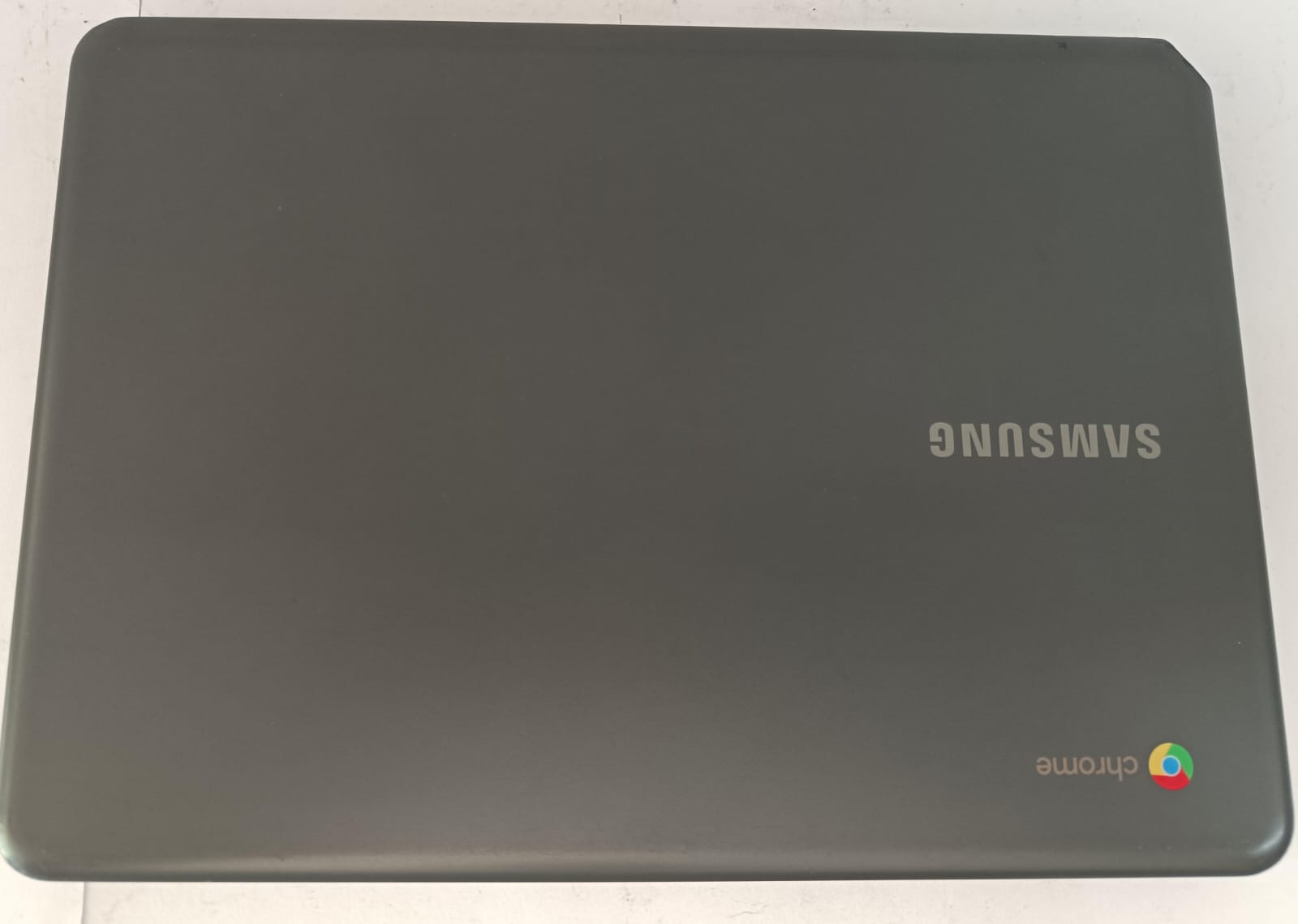 Chromebook Samsung, XE501C13-AD1BR, Tela 11.6'', Dual Core, 2G, 16GB Flash - Grafite - Foto 2