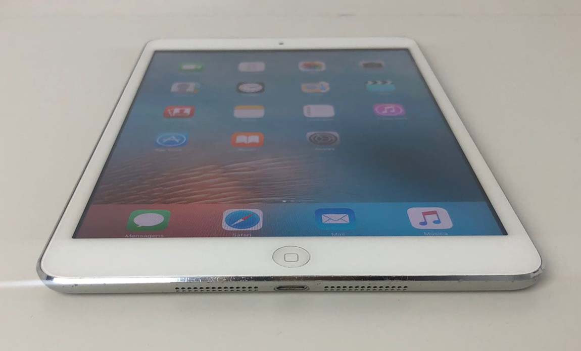 iPad Mini 1 MD538LL/A 7.9" 32GB Wifi - Silver