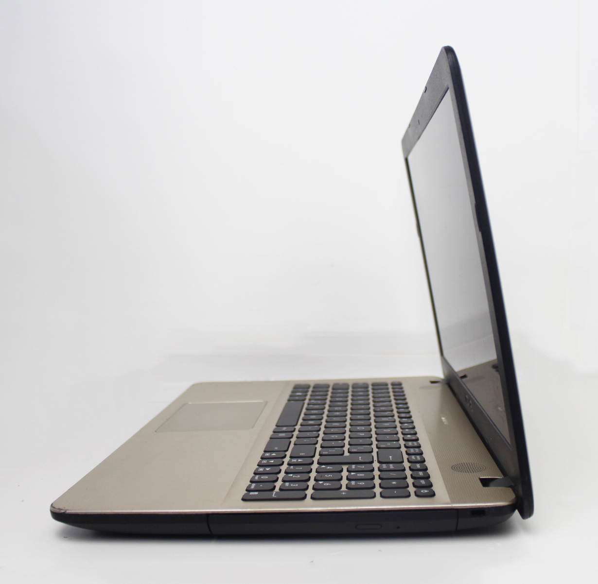 Notebook Asus VivoBook Max X541N 15,6" Dual Core 4GB HD-500GB + Alphanumérico
