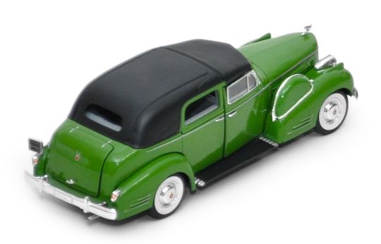 1938 Cadillac V16 Fleetwood - Escala 1:32 - Signature Models