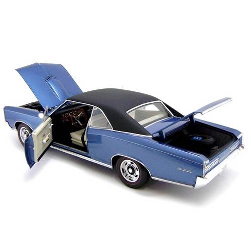 1966 Pontiac GTO Hard Top - Escala 1:18 - Highway 61